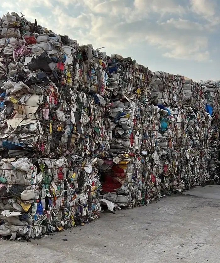 Plastic scrap collection and compacting services for all types (PET, HDPE) in Saudi Arabia